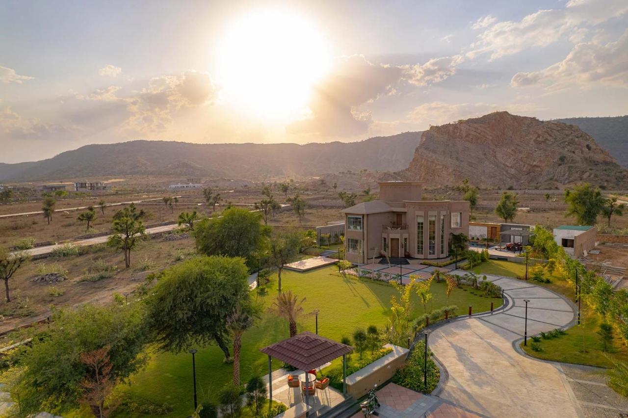 Noah'S Ark By Stayvista - Jaipur With Private Pool Dhand Экстерьер фото
